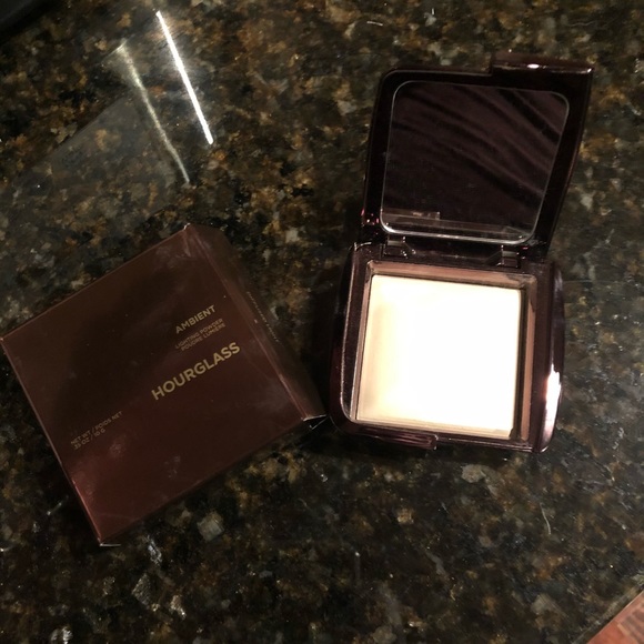 Hourglass Other - Hourglass Ambient Lighting Powder